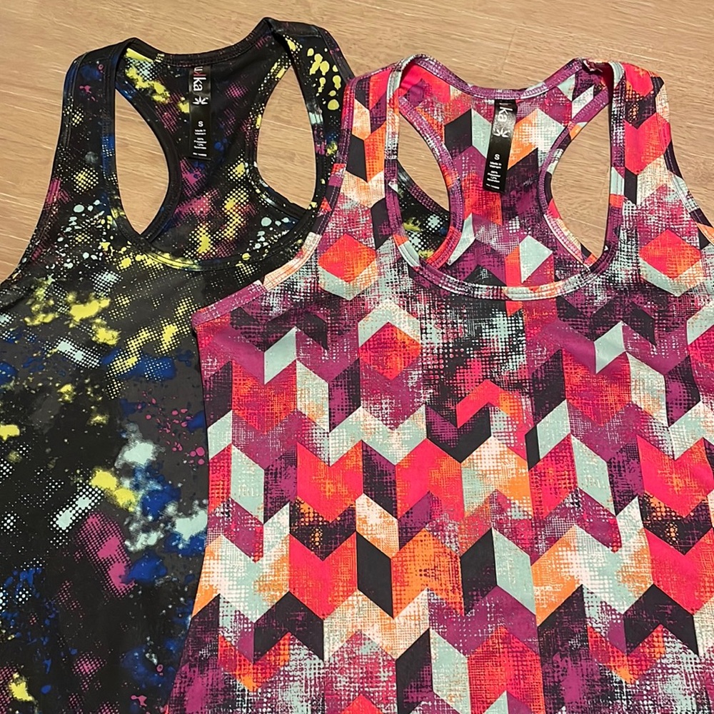 EUC Two Small Lukka Stretchy Athletic Racerback Tank-tops